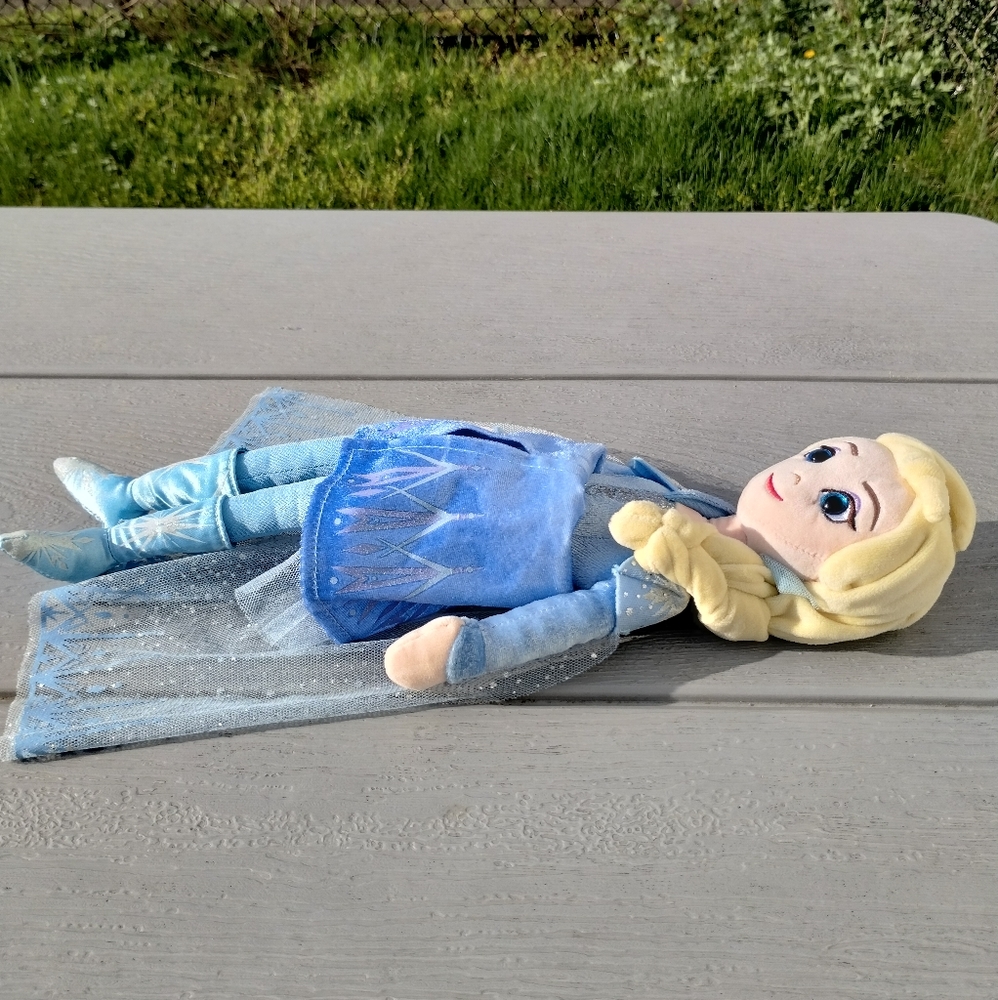 ✓Ty Disney Frozen Elsa II plush doll - Picture 3 of 11